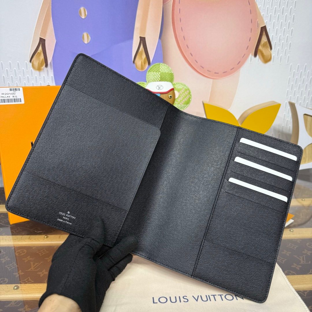 Louis Vuitton Epi Leather Passport Wallet