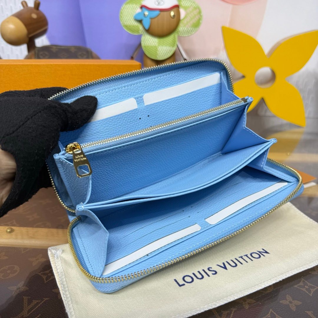Louis Vuitton Zippy Wallet Light Blue