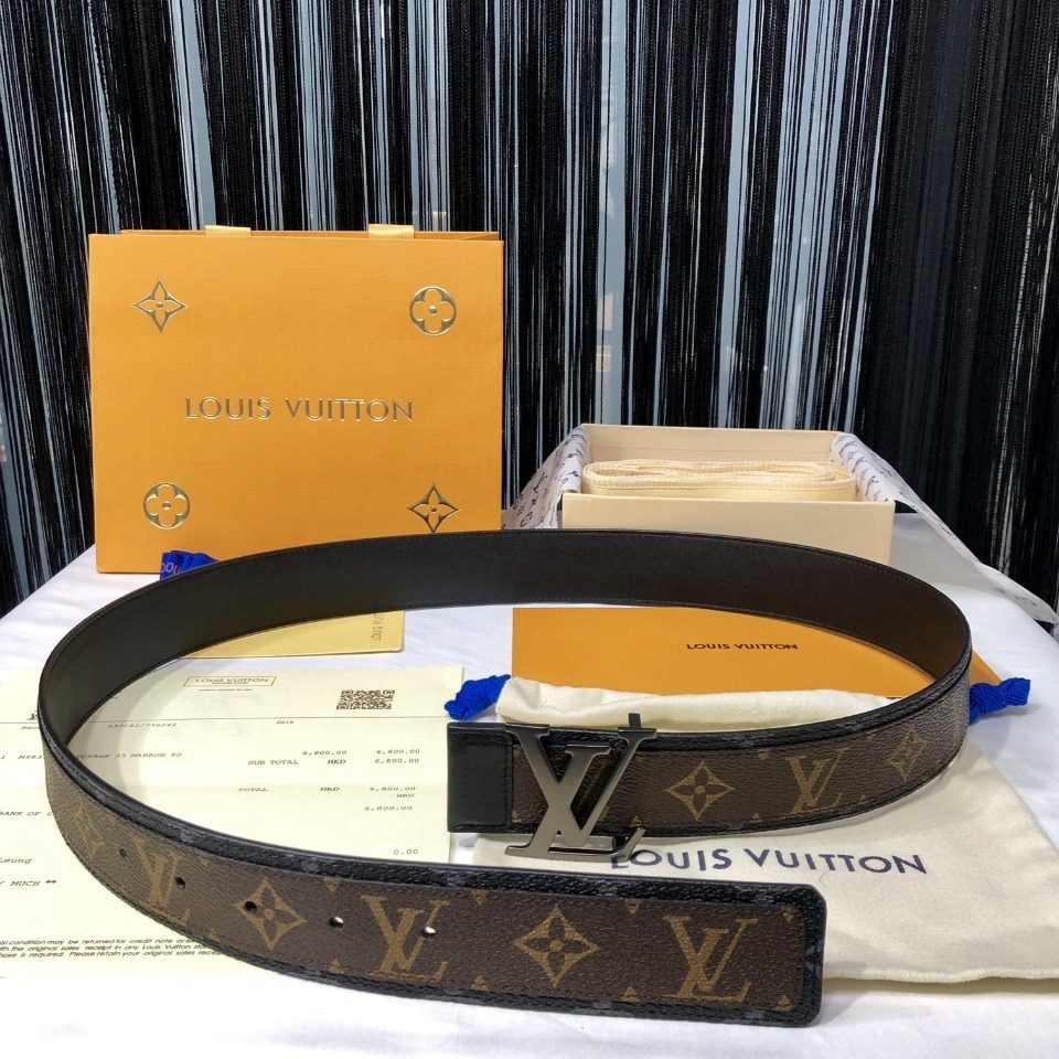 Louis Vuitton Monogram Canvas LV Belt