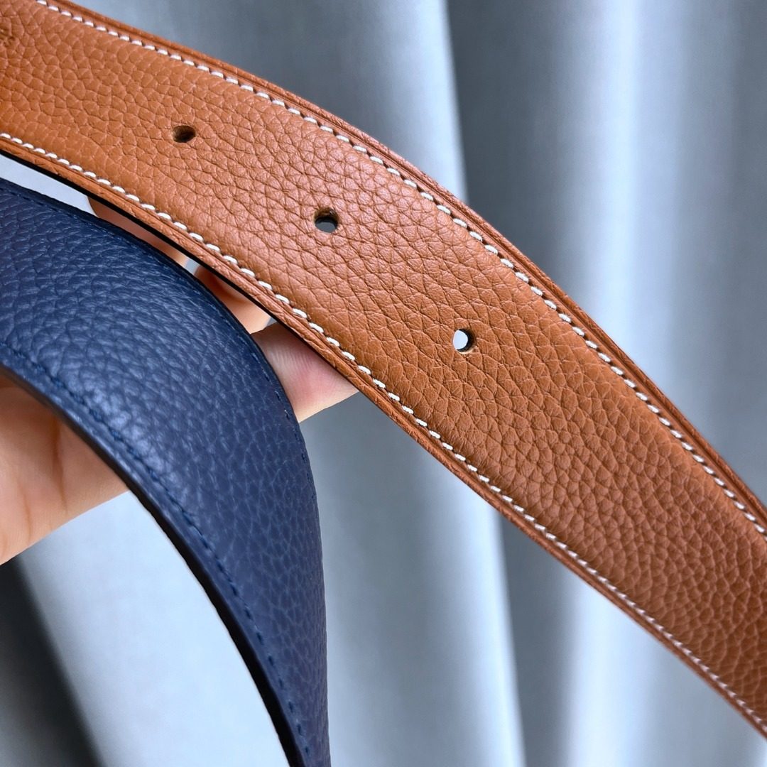 Hermès Reversible Leather Belt with Black Buckle