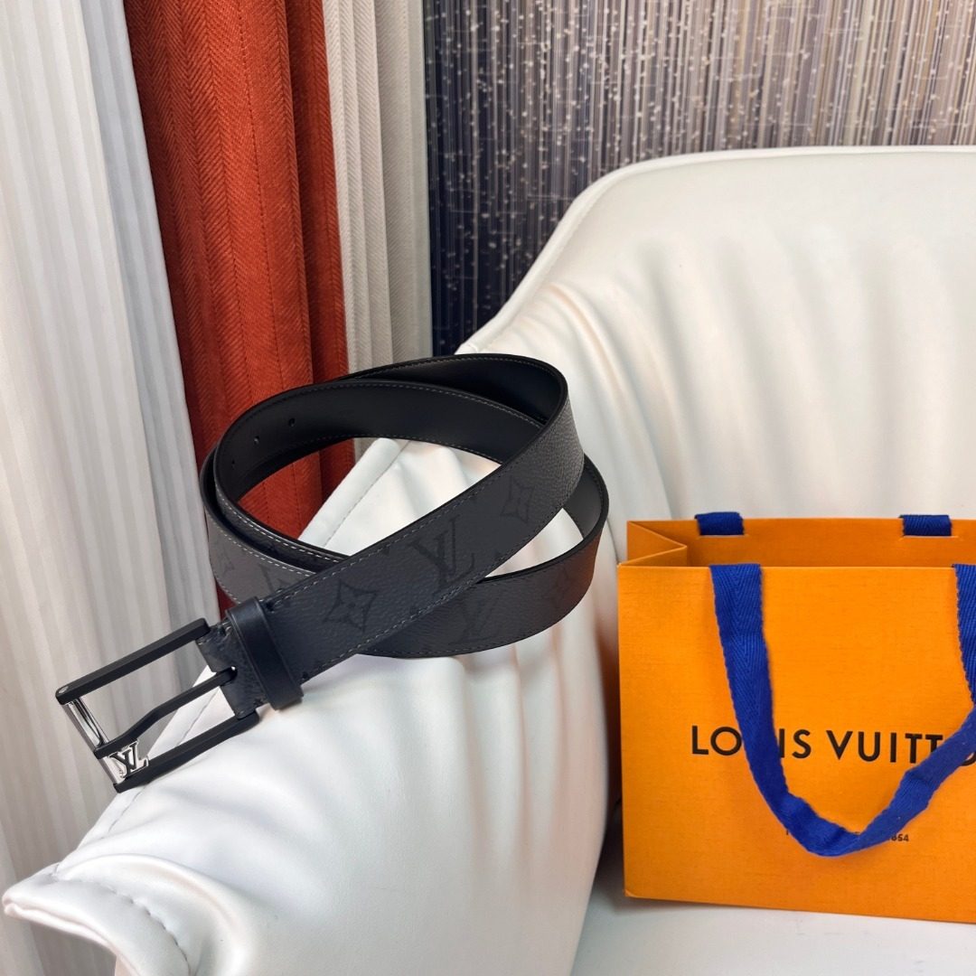 Louis Vuitton Monogram Leather Belt Black