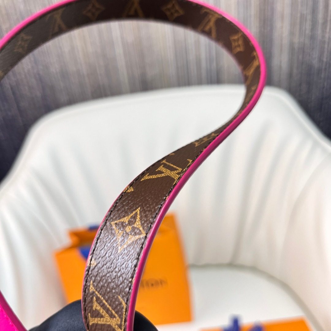 Louis Vuitton Monogram Canvas Pink Leather Belt