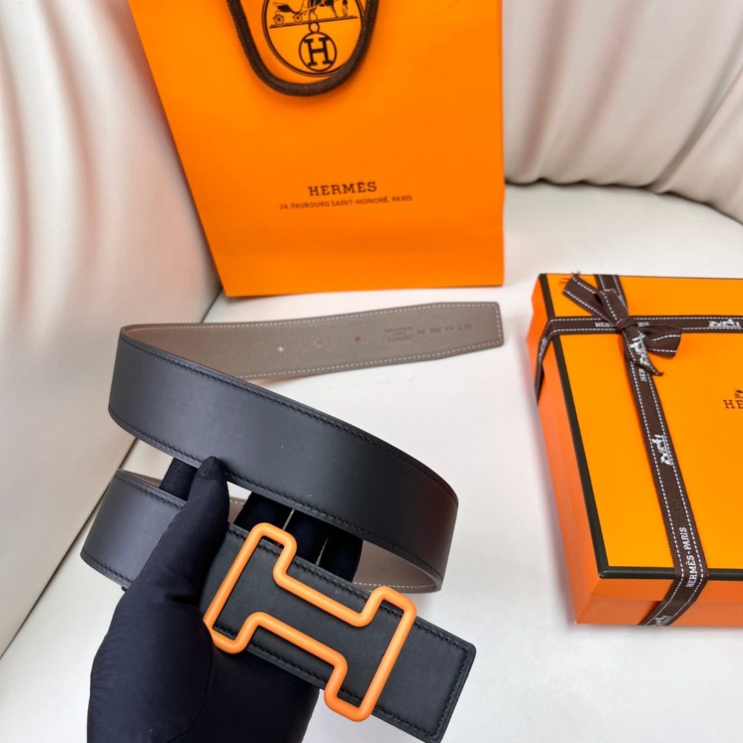 Hermès Reversible Leather Belt with Orange H Buckle