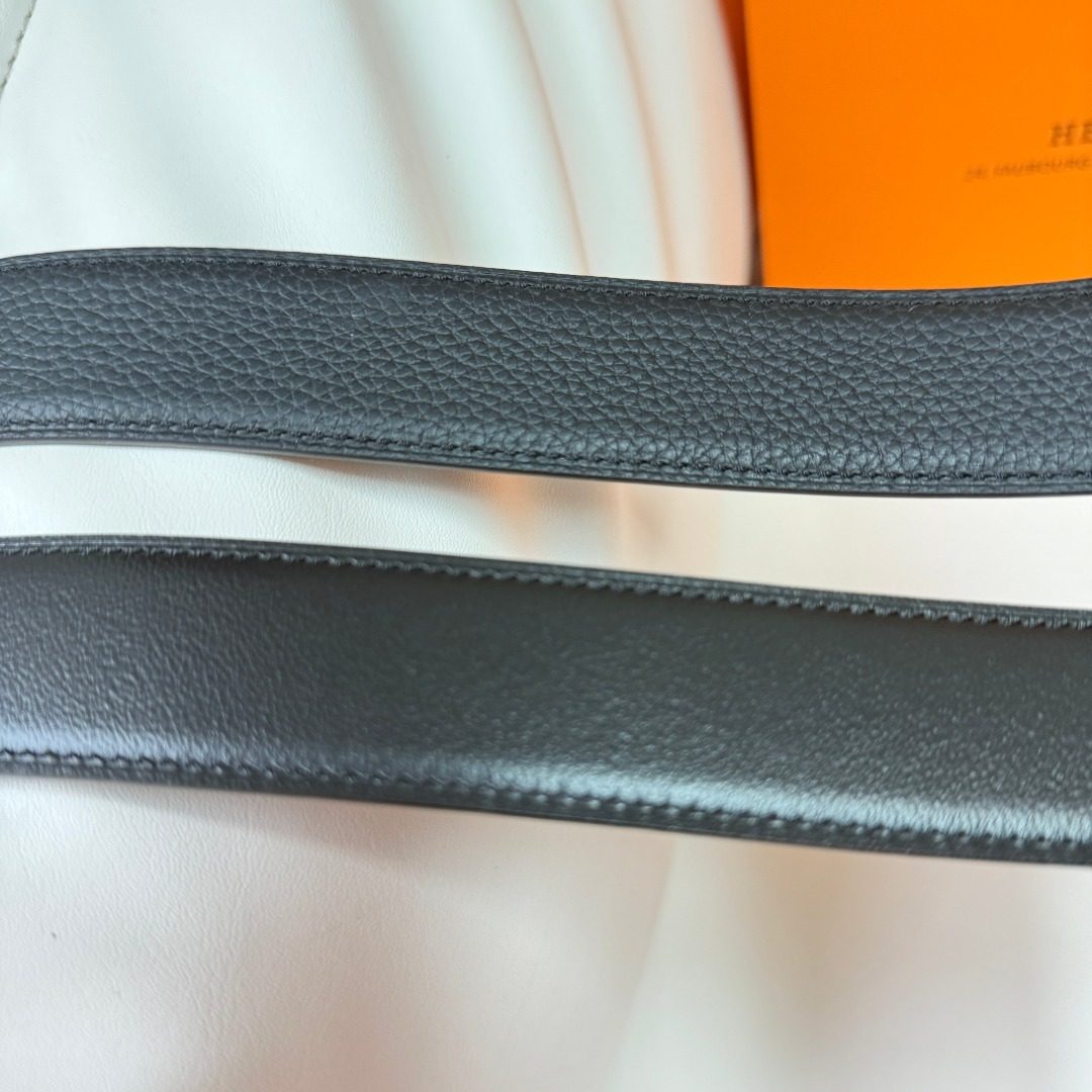 Hermès Reversible Leather Belt with Gold Hardware