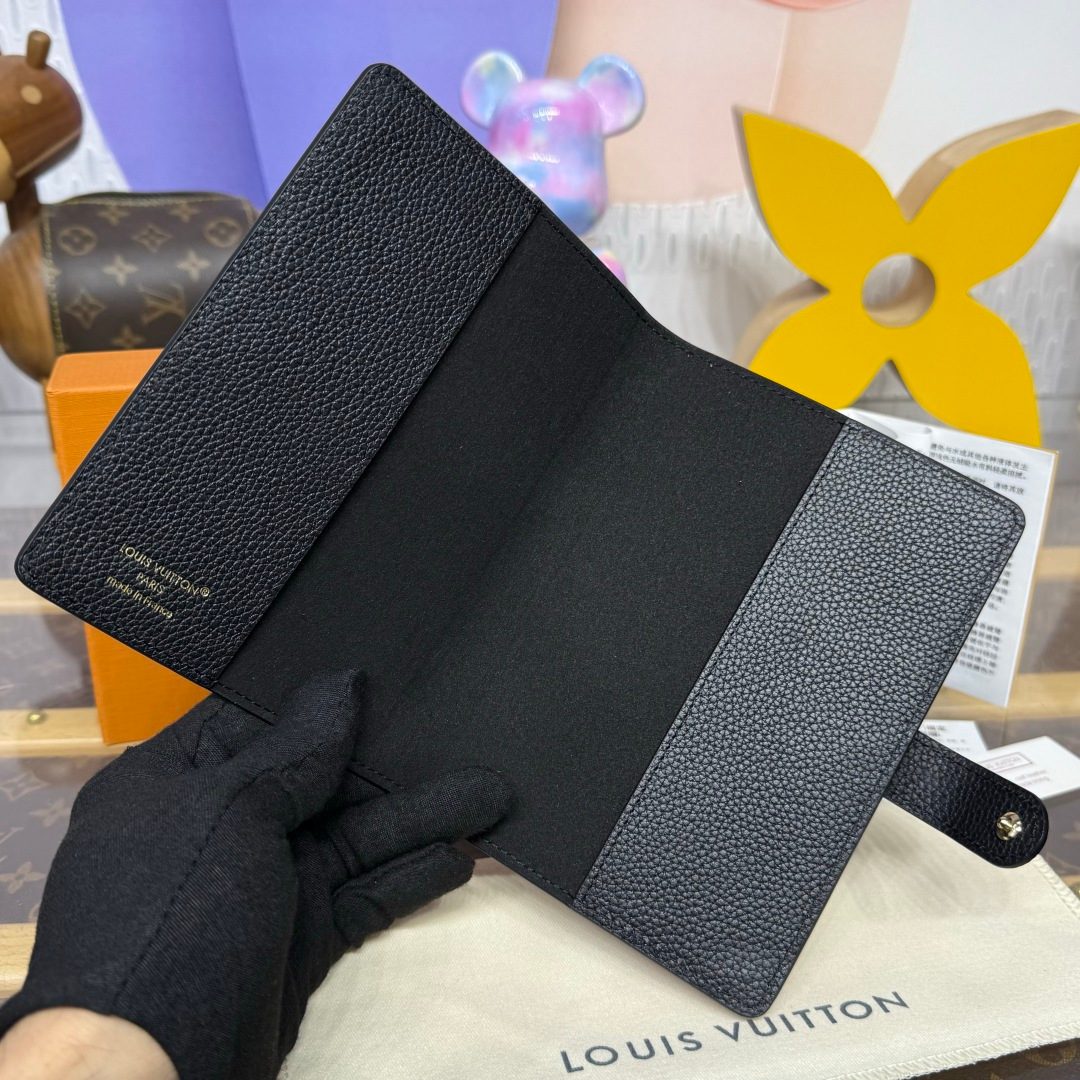 Louis Vuitton Monogram Canvas Bifold Wallet