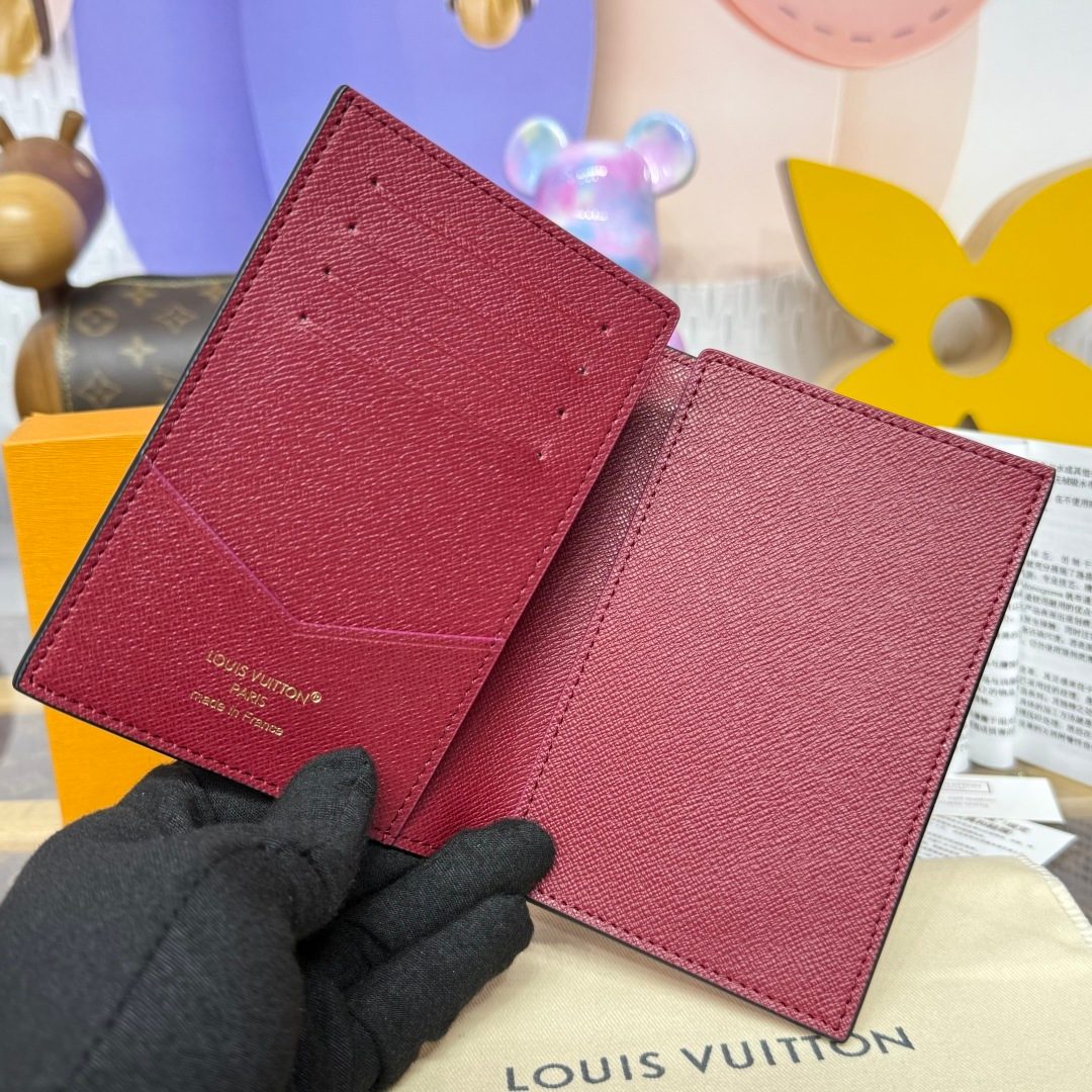 Louis Vuitton Epi Leather Wallet