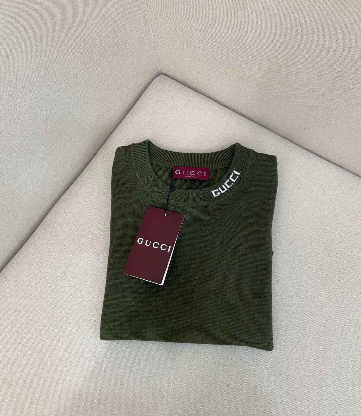 Gucci GUCCI Text Crewneck Short Sleeve Sweater
