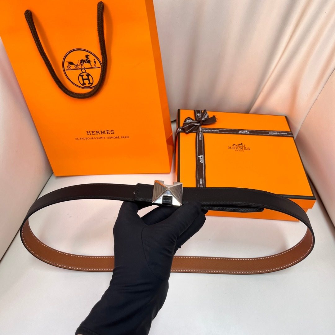 Hermès Constance Leather Belt