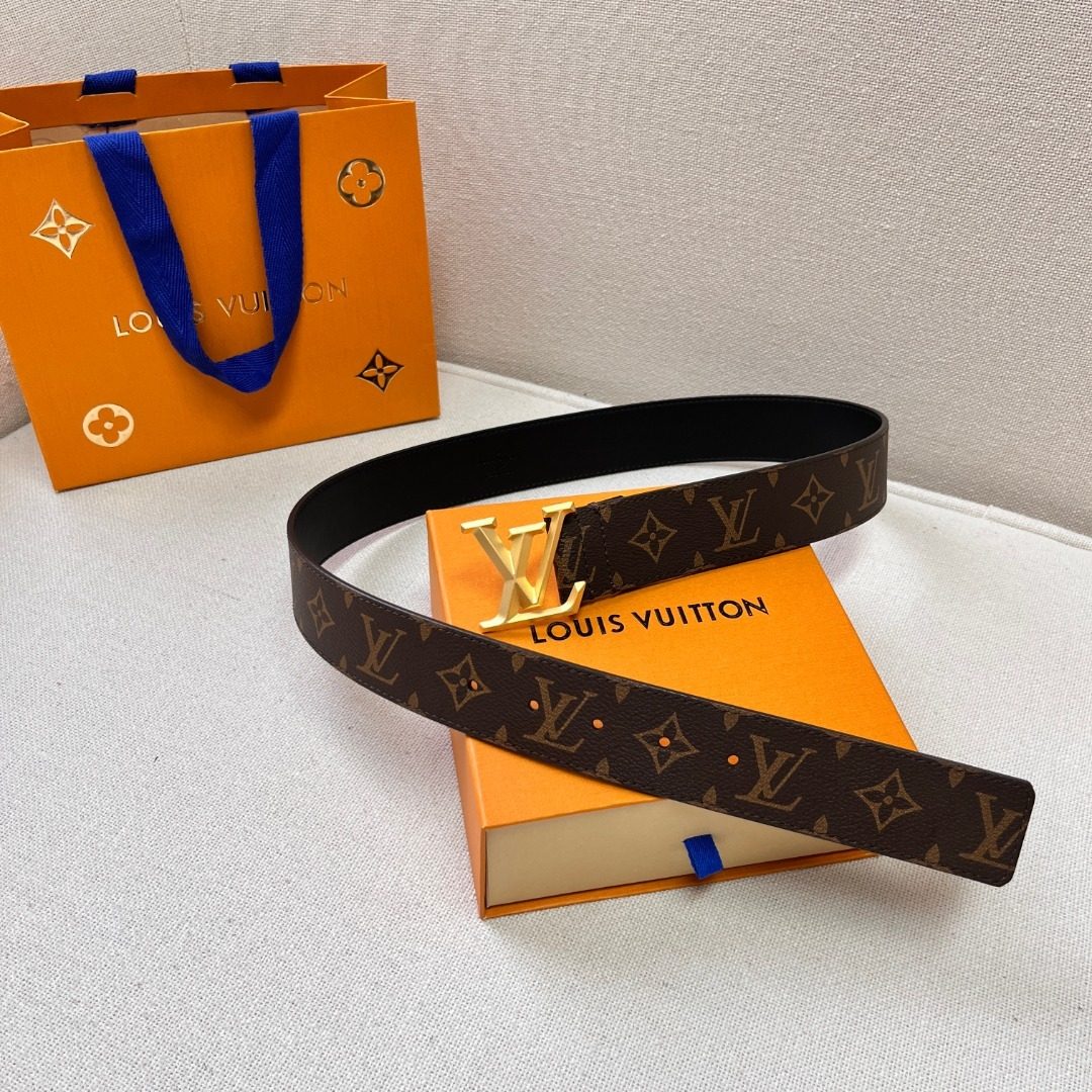 Louis Vuitton Monogram Canvas LV Belt