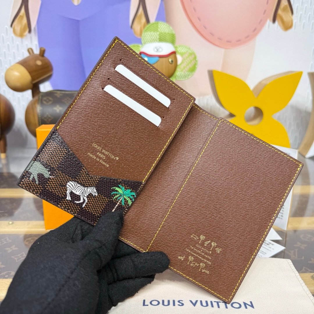 Louis Vuitton Monogram Canvas Passport Holder