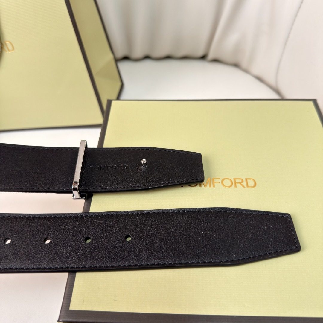Tom Ford Black Leather Belt with Metal Buckle