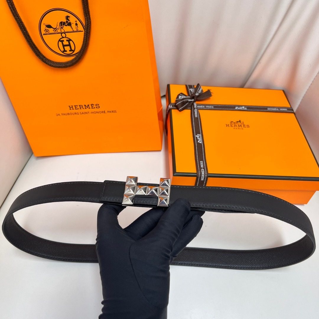 Hermès Studded Leather Belt with Silver Hardware
