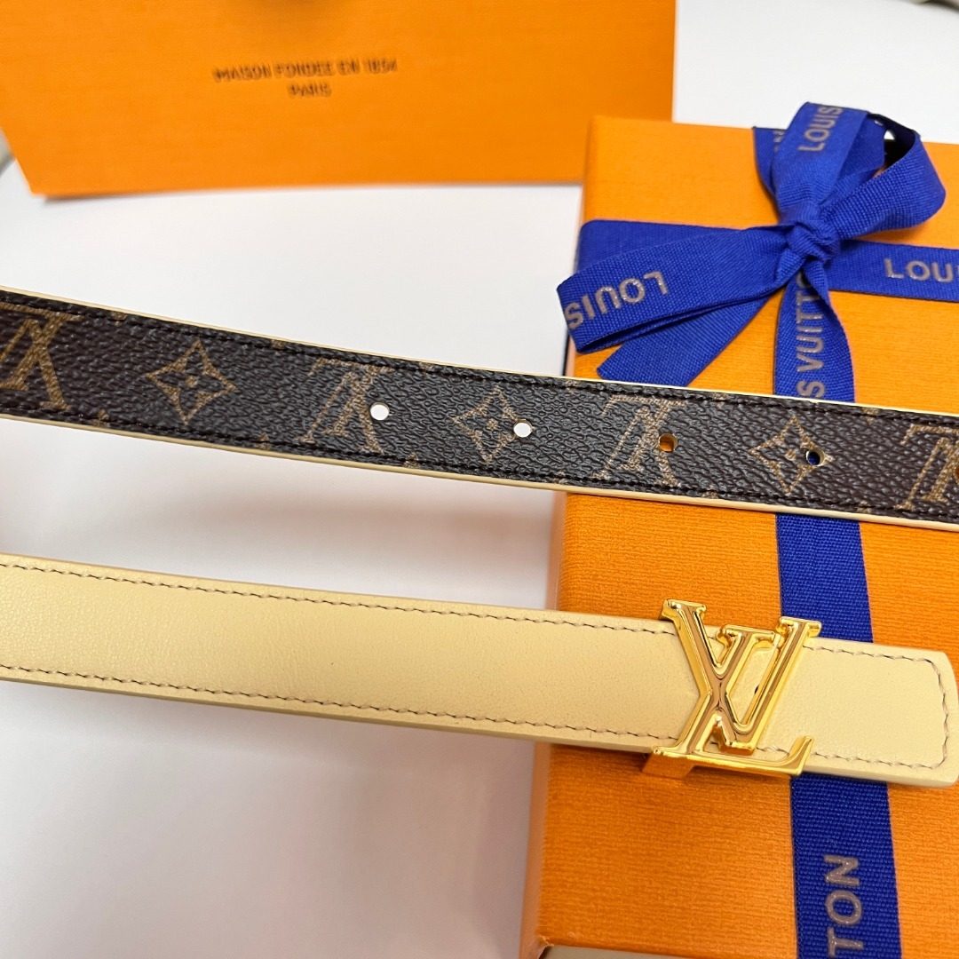 Louis Vuitton LV Initials Cream Leather Belt