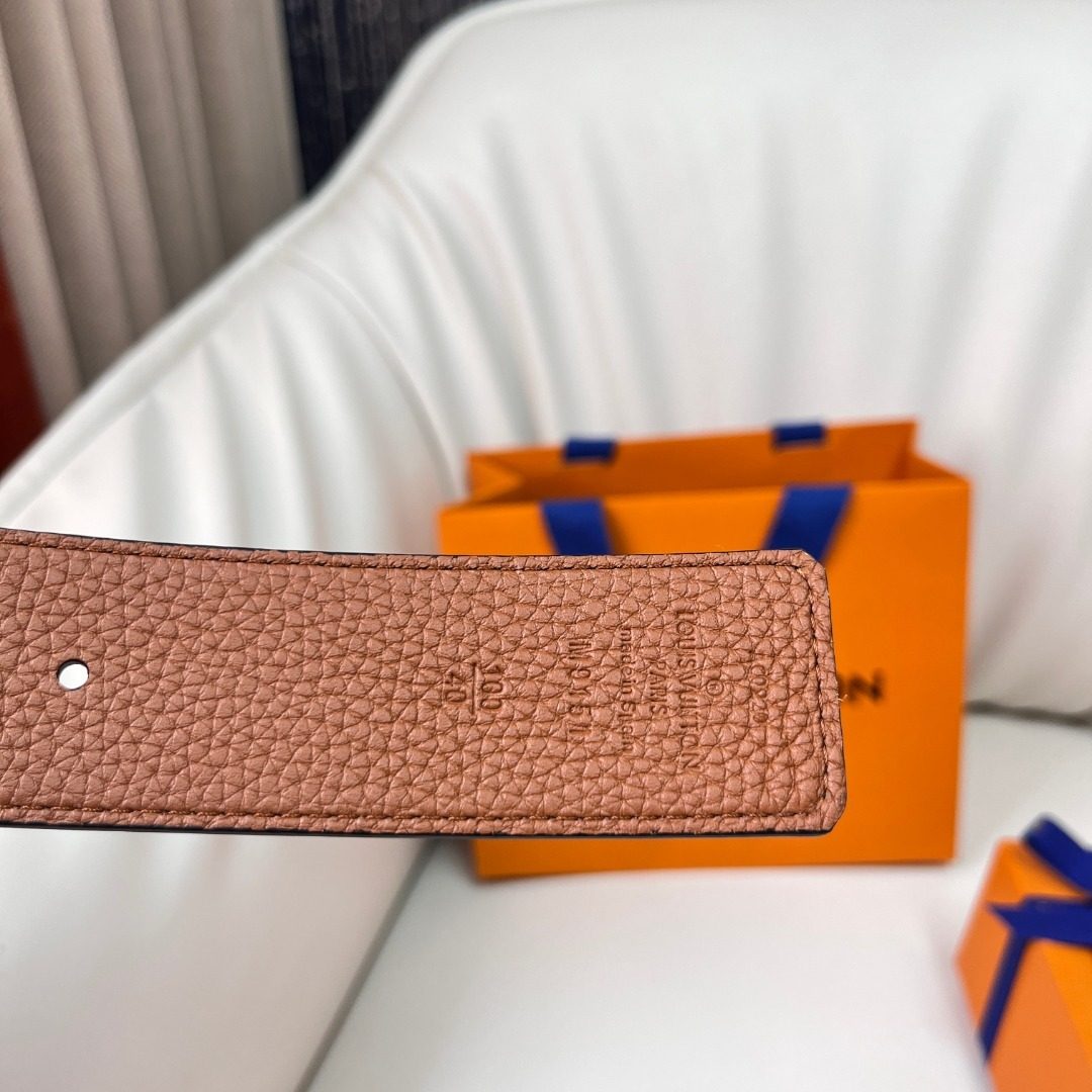 Louis Vuitton Reversible Leather Belt