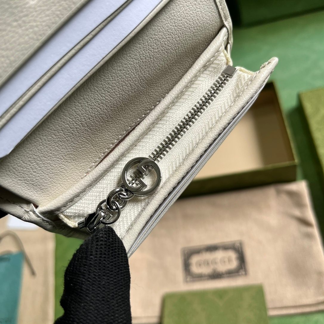 Wallet7