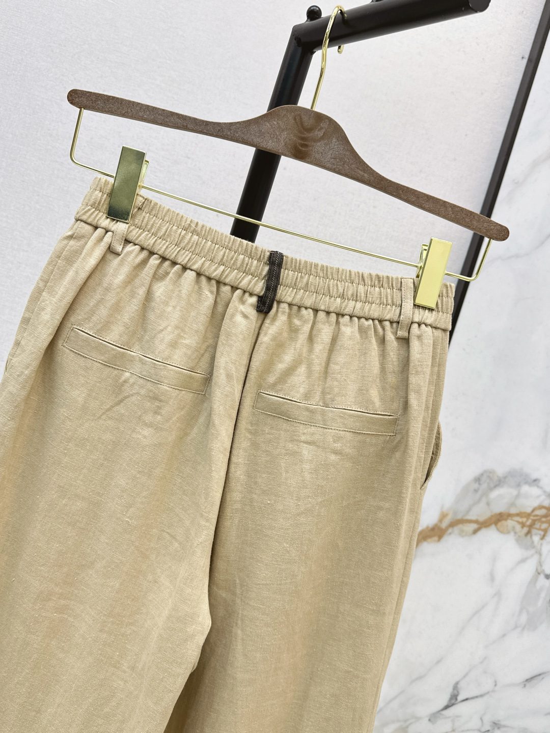 Linen Wide-Leg Trousers in Beige