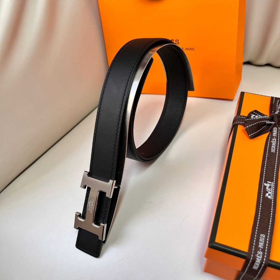 Hermès H Buckle Reversible Leather Belt