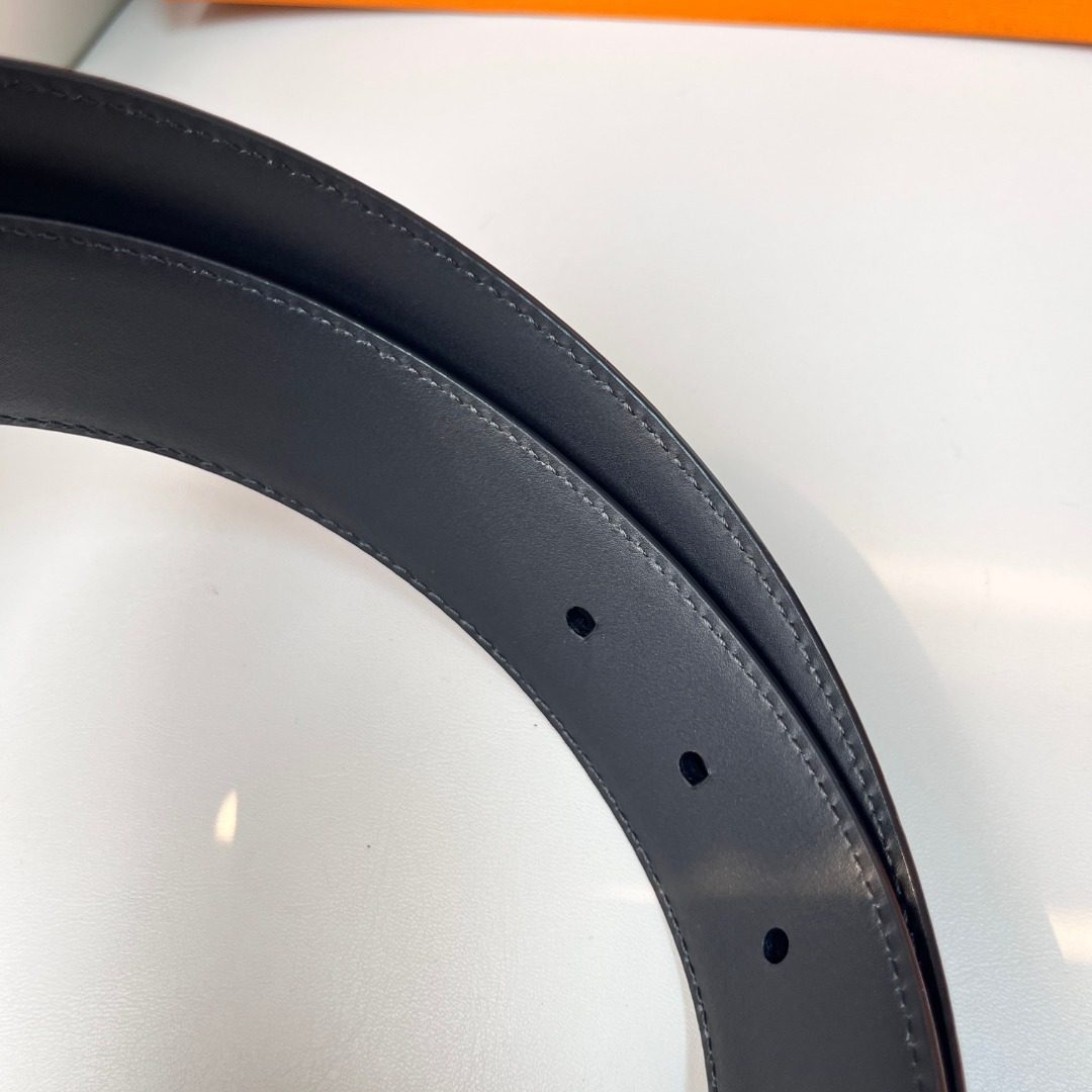 Louis Vuitton Reversible Black Leather Belt