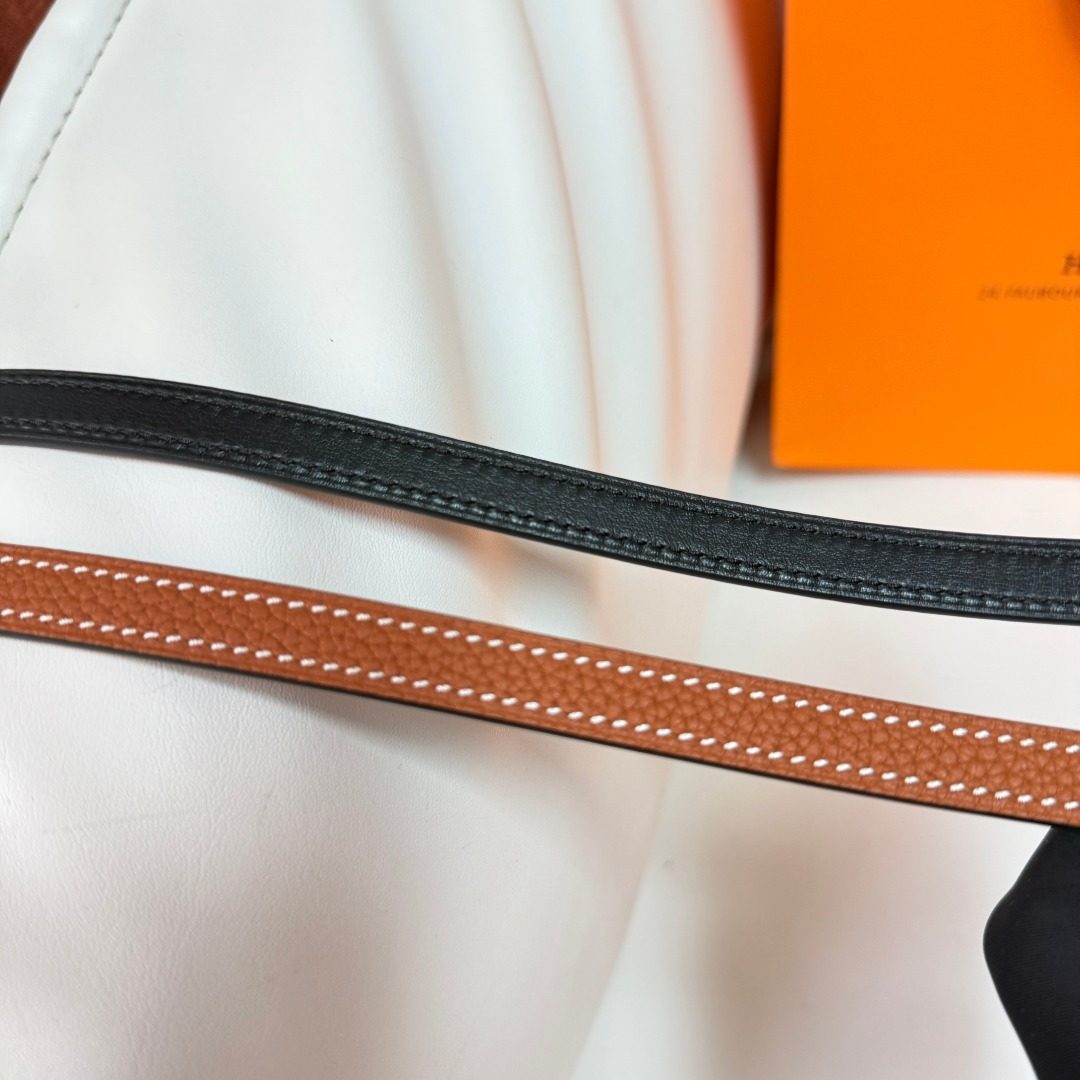Hermès H-Buckle Reversible Leather Belt
