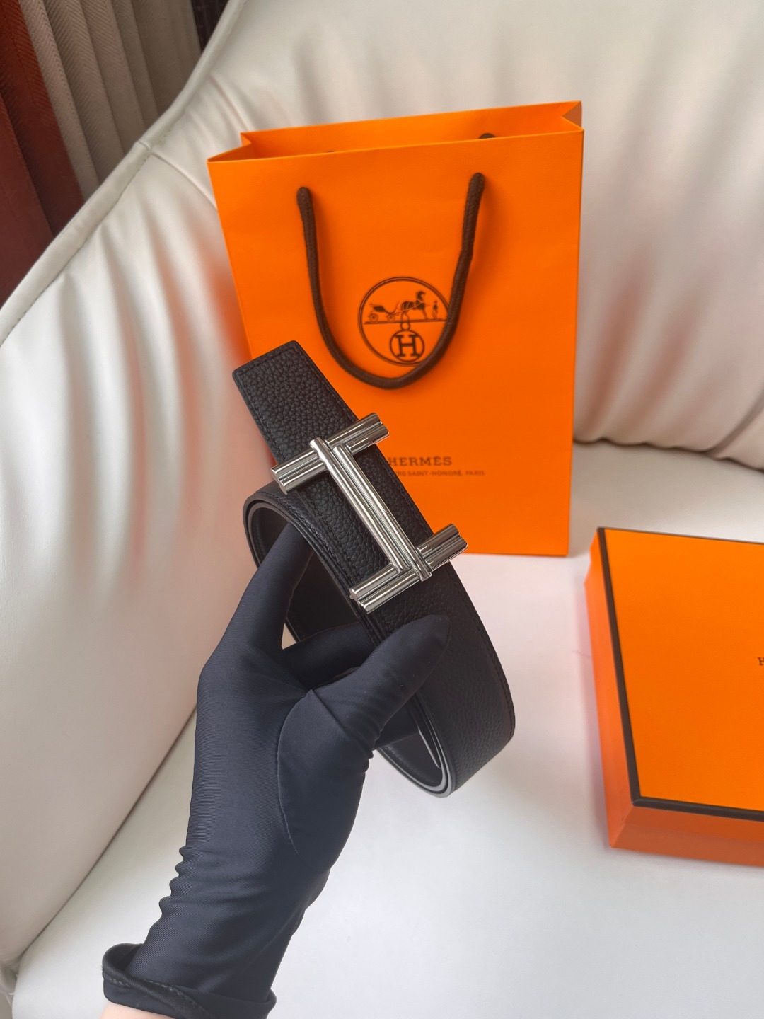 Hermès H Buckle Reversible Leather Belt