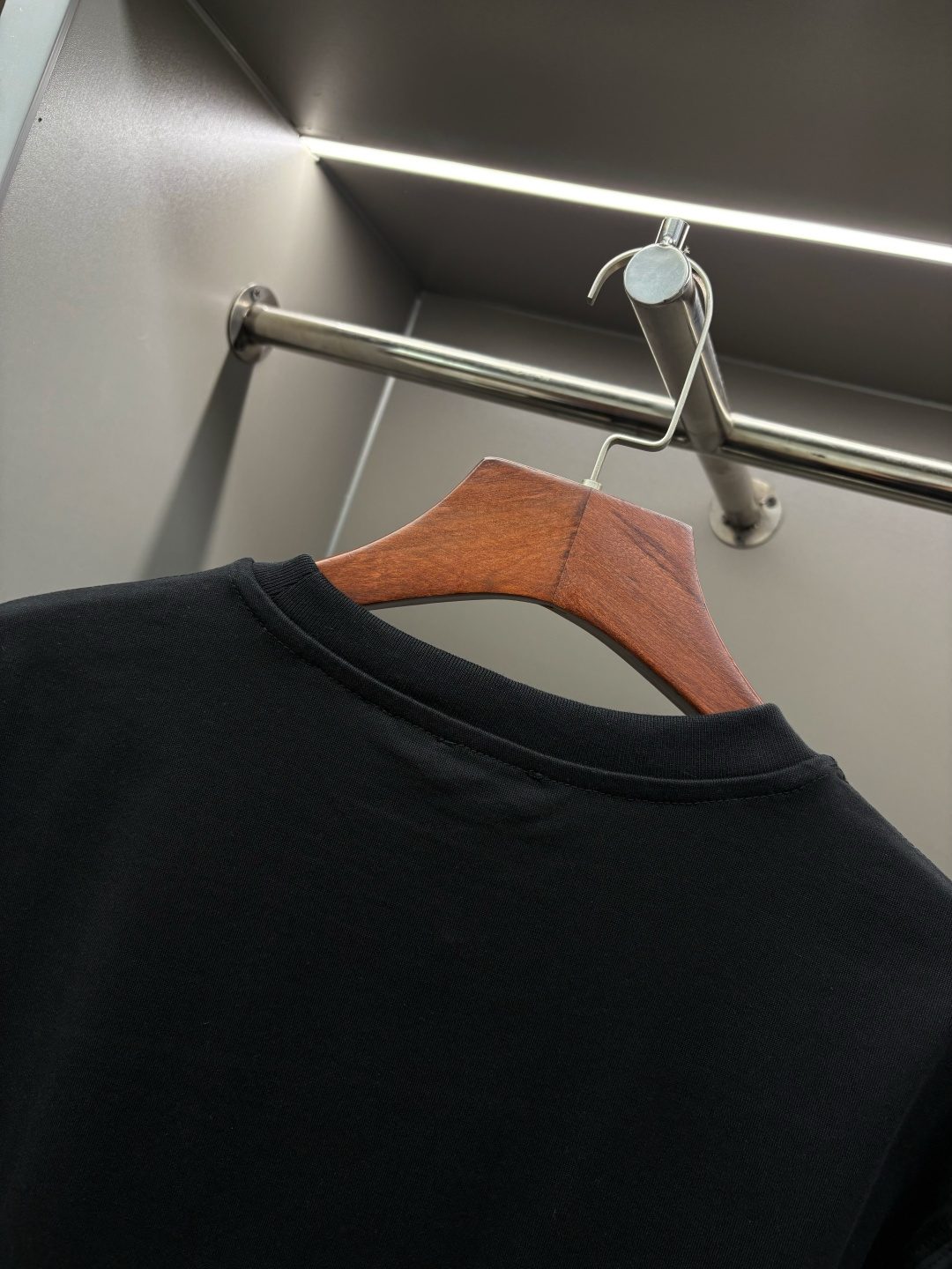 Burberry Logo Embroidered Crewneck T-Shirt