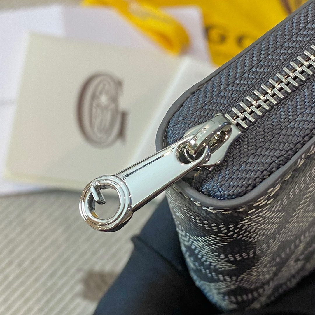 Goyard Paris Coated Canvas Cosmetic Pouch