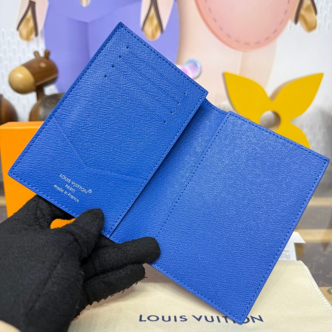 Louis Vuitton Epi Leather Wallet Blue