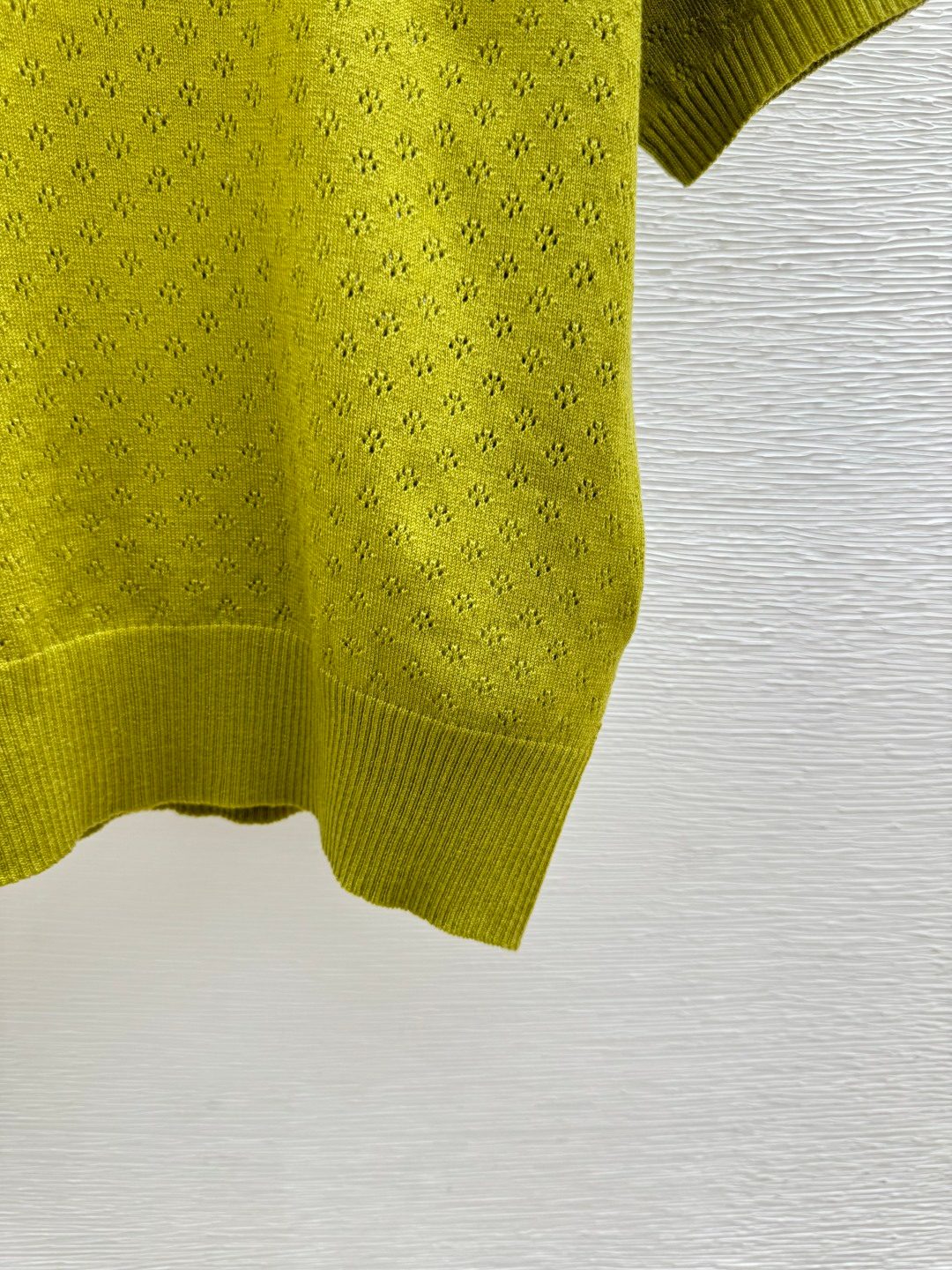 Luxury Knit Crewneck Sweater with Textured Pattern