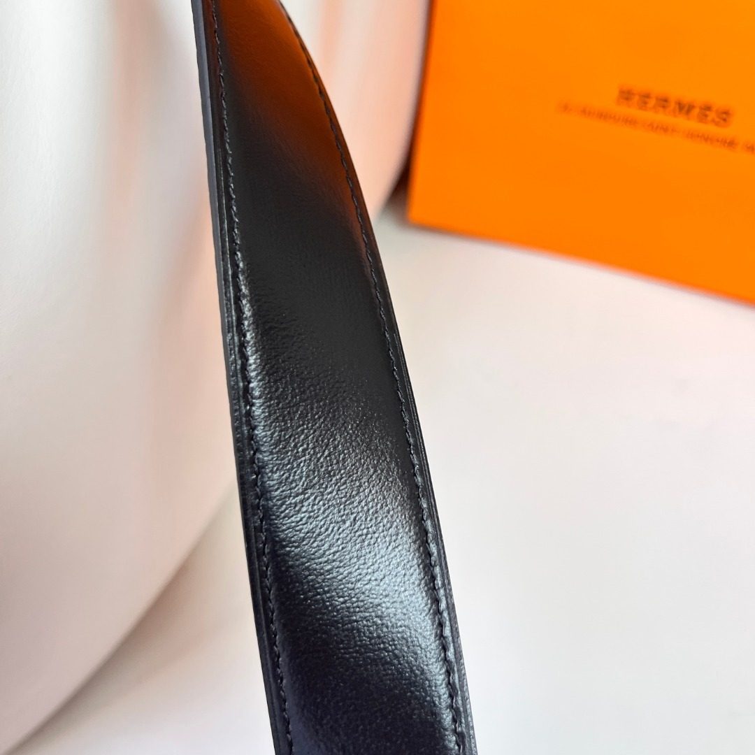 Hermès H Buckle Reversible Leather Belt