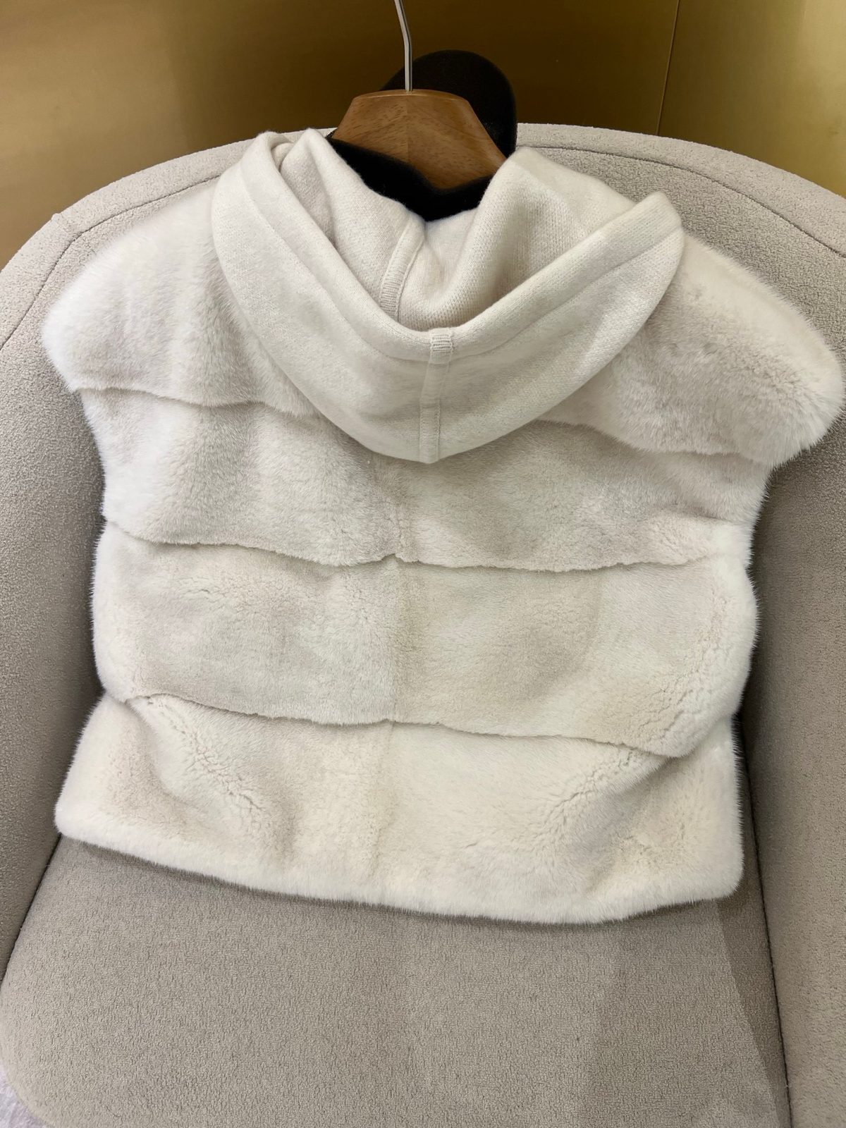 Luxury Mink Fur Hooded Puffer Vest